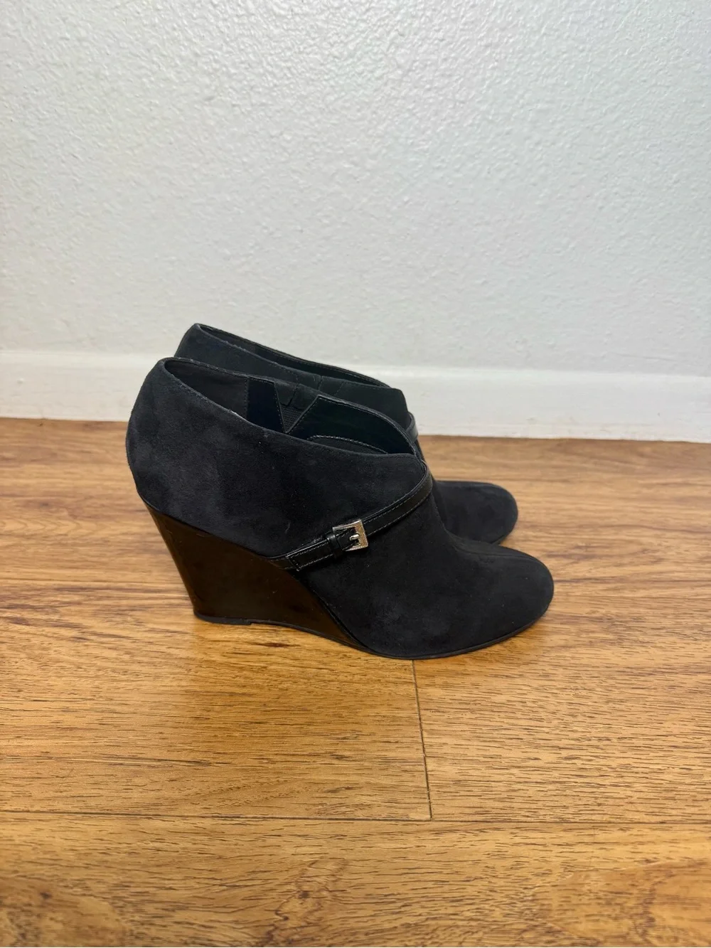 Anne Klein Black Faux Suede Wedge Booties Size 7M Buckle Detail